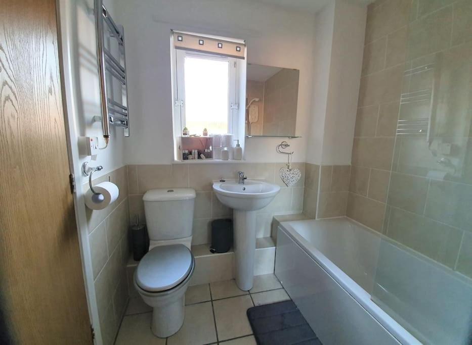 Modern One Bedroom Apt - City Centre & Freeparking Glasgow Exterior foto