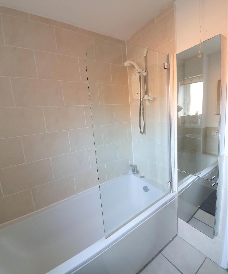 Modern One Bedroom Apt - City Centre & Freeparking Glasgow Exterior foto